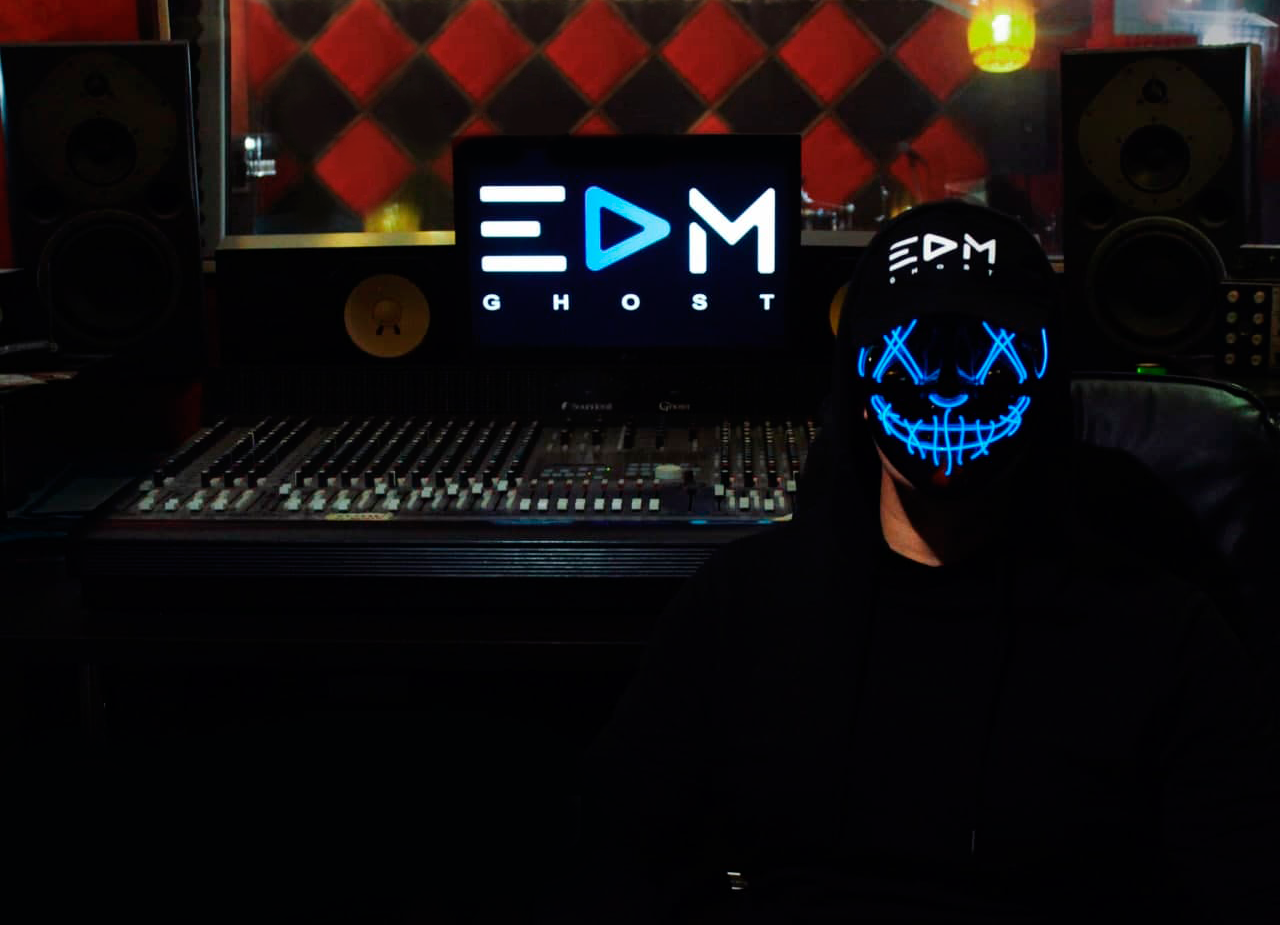 EDM Ghost está procurando “Ghost Producer” para vender suas faixas