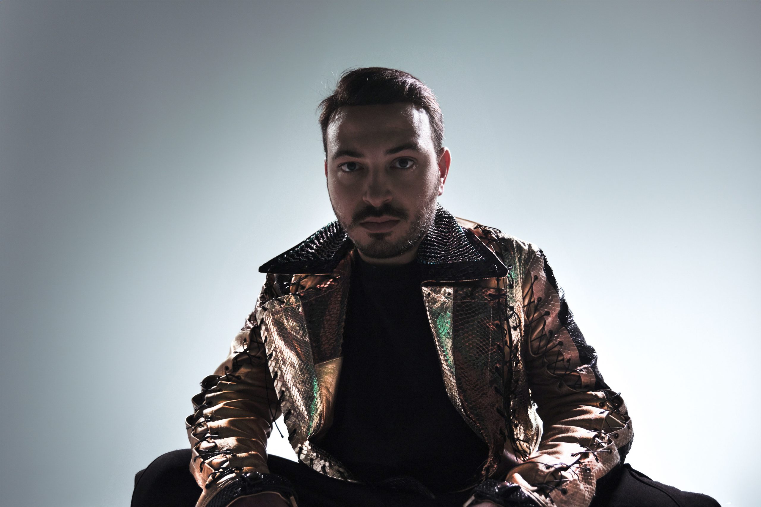 Falamos com o italiano Fedele, que acaba de lançar seu debut álbum Depth Of Being